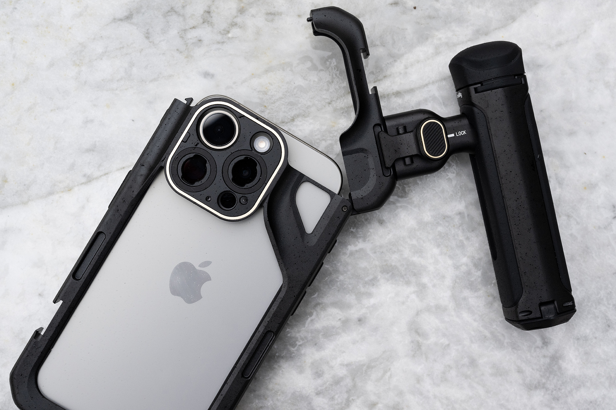 Hinged Opening and Attached Side Handle
