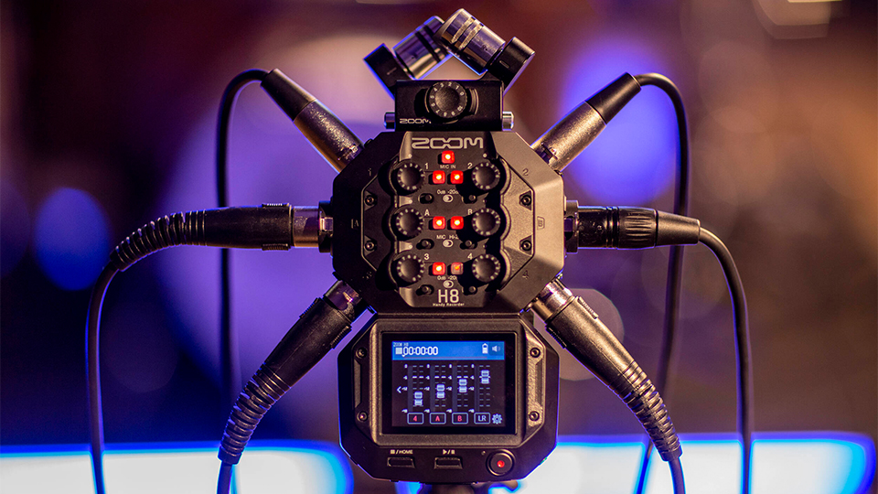 Zoom H8 8-Input / 12-Track Portable Handy Recorder