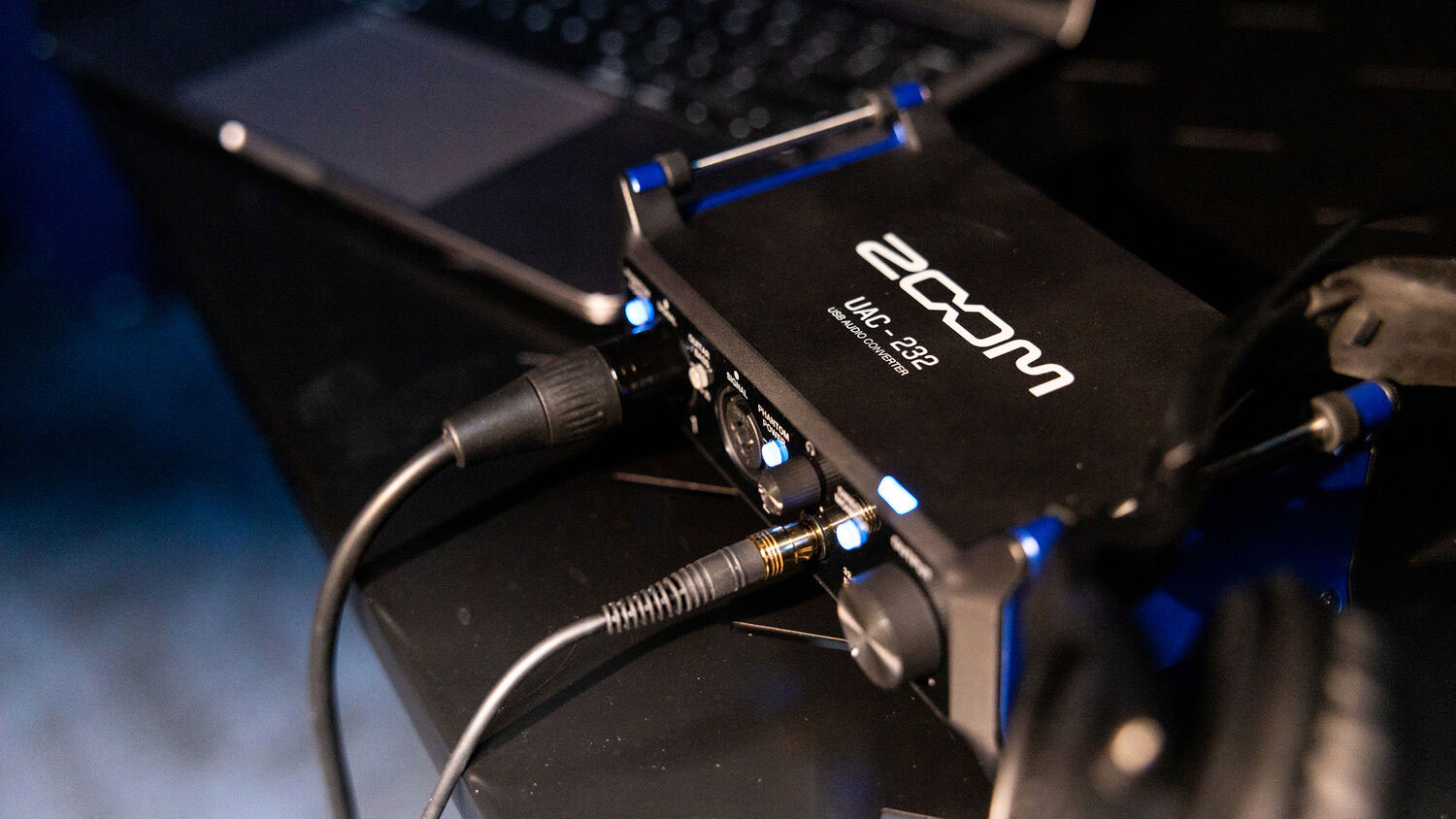 Zoom UAC-232 Zoom UAC-232