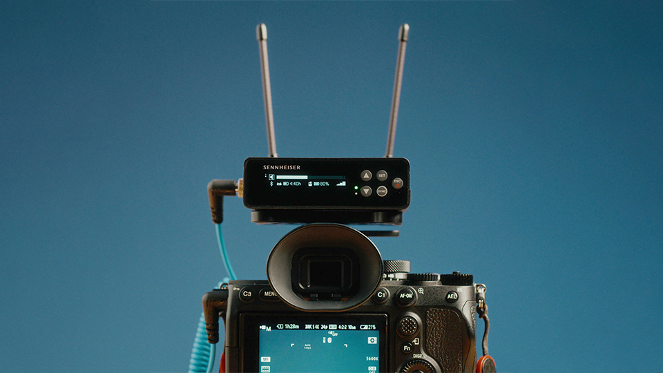 Sennheiser EW-DP 835 SET Camera-Mount Digital Wireless Handheld Microphone System