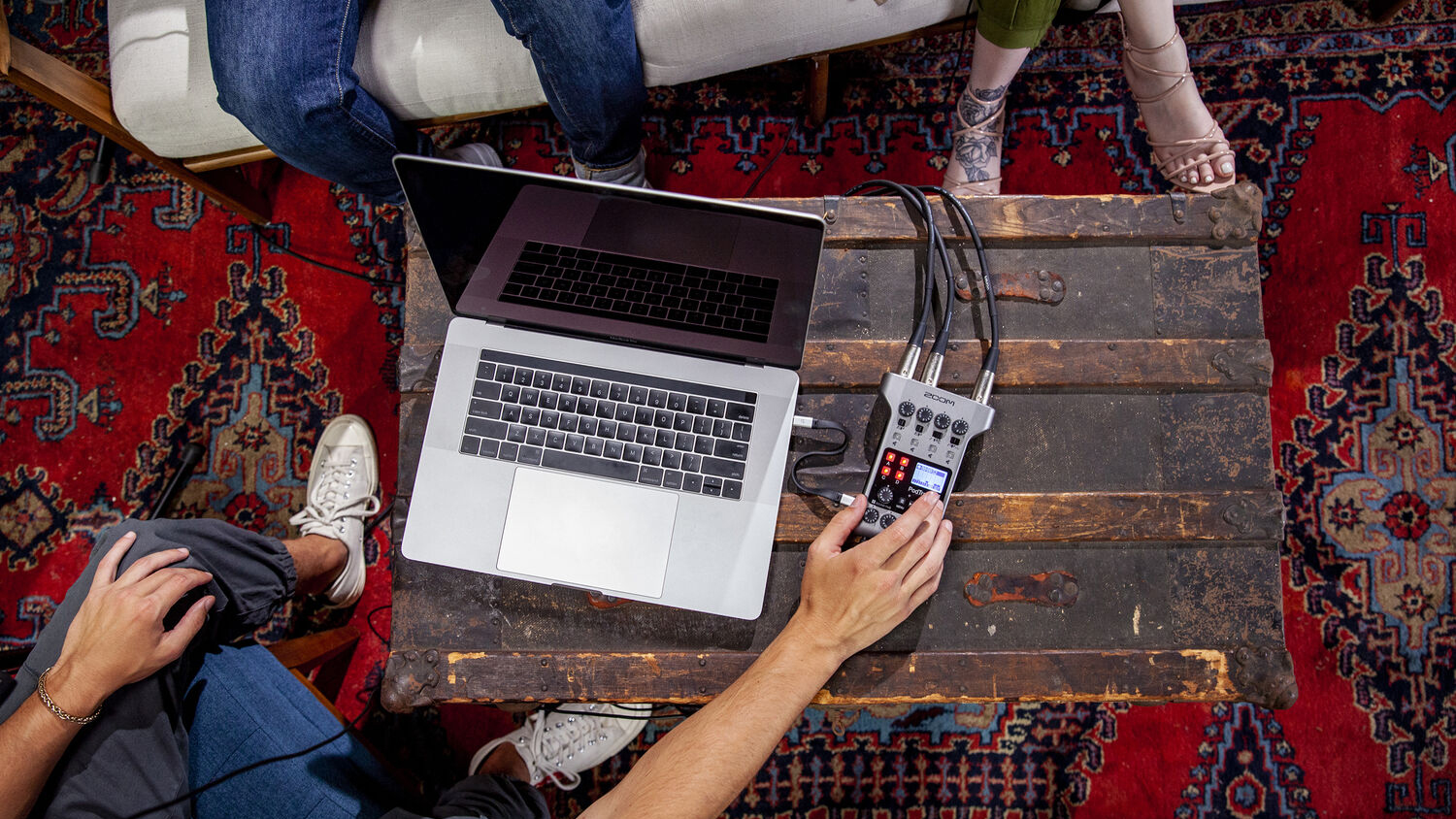 Zoom PodTrak P4 Portable Multitrack Podcast Recorder