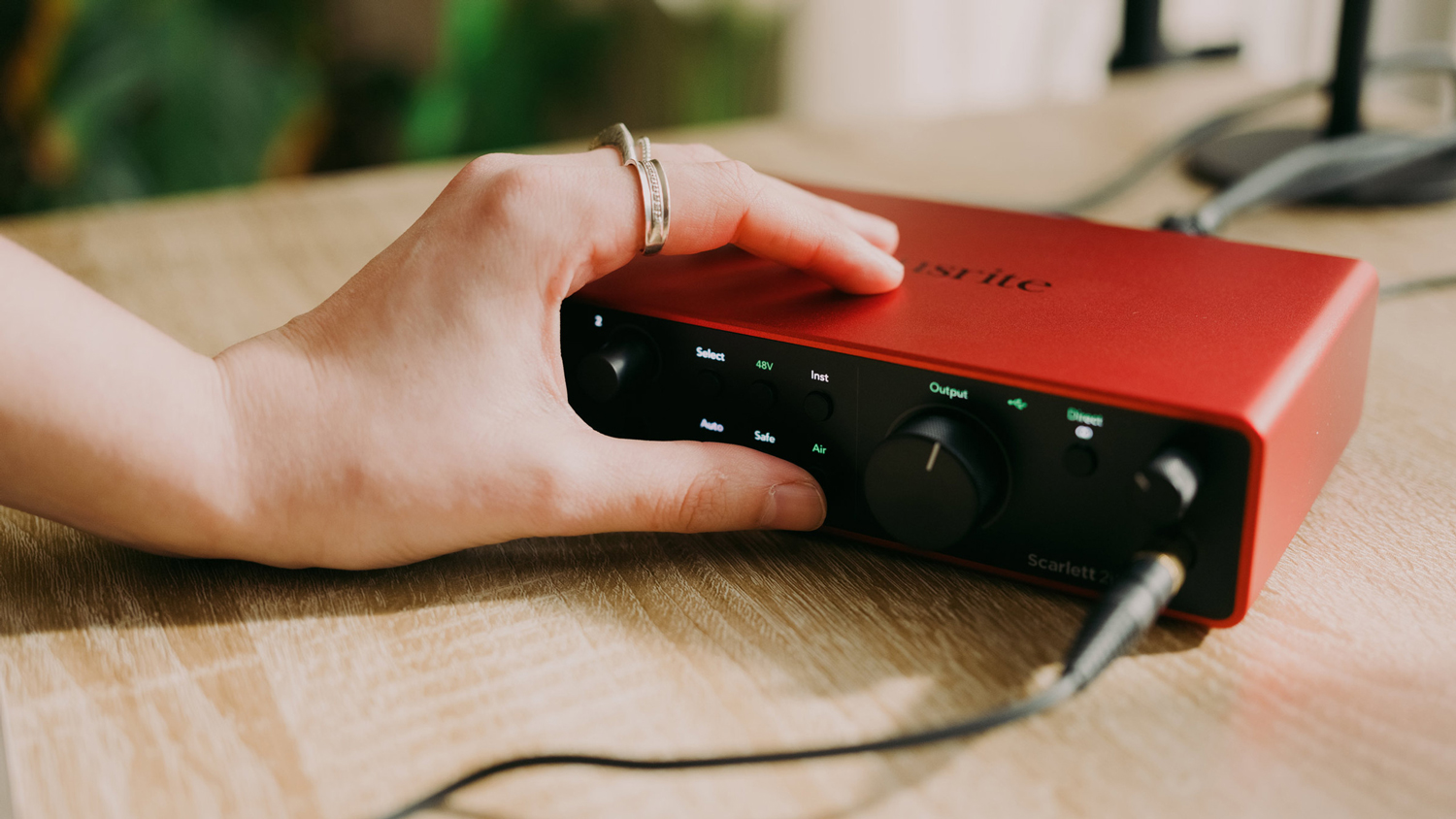 Focusrite Scarlett 2i2 USB-C Audio Interface