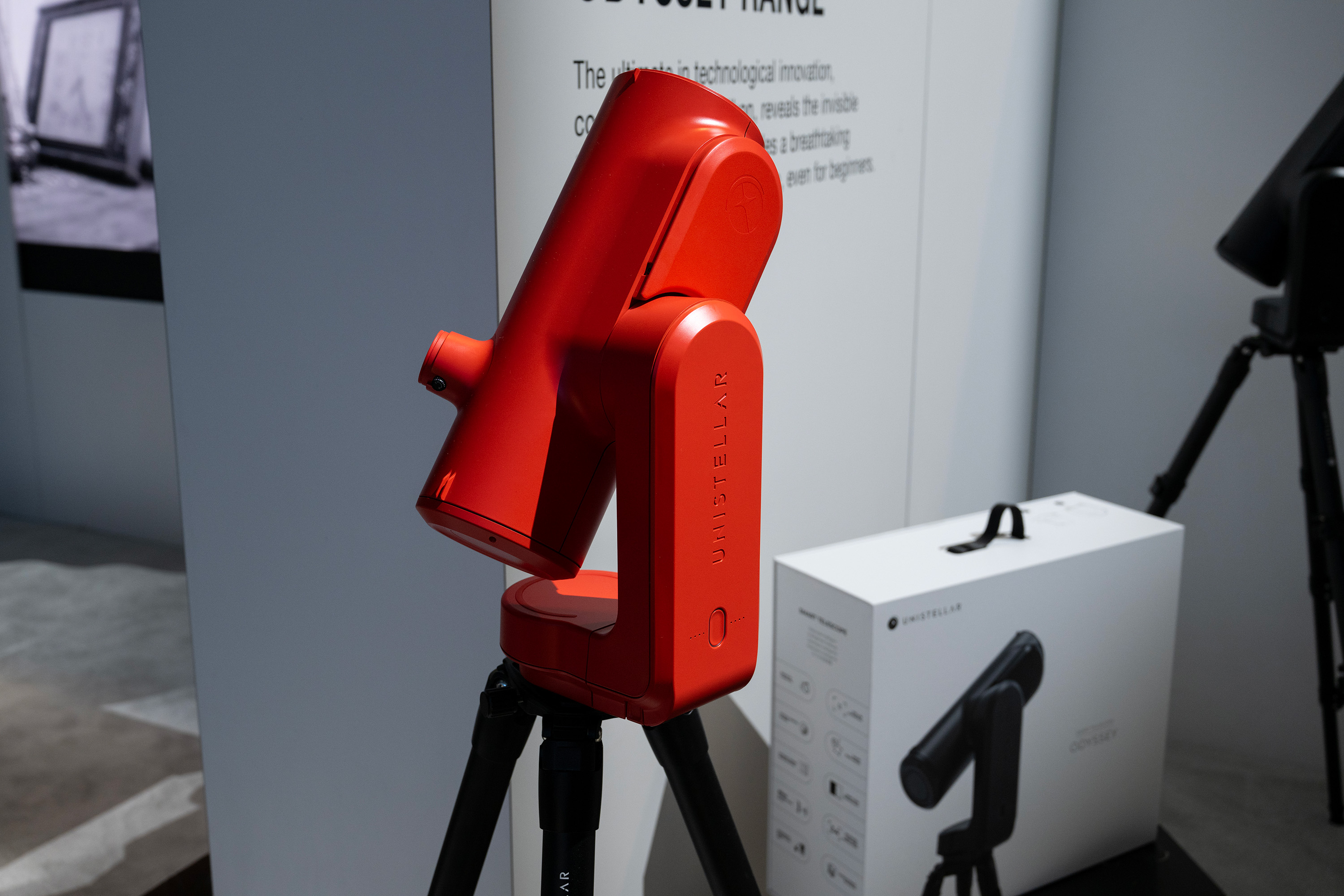 Unistellar’s Odyssey Pro in a limited-edition red colorway