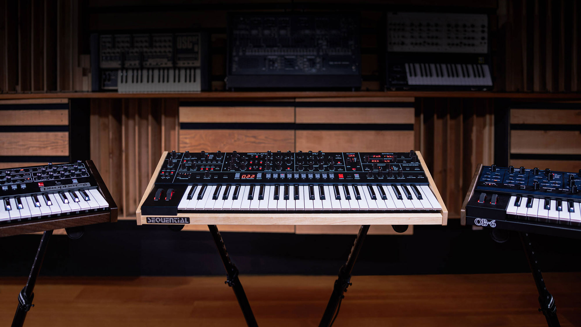 Sequential Trigon-6 6-Voice Polyphonic Analog Synthesizer