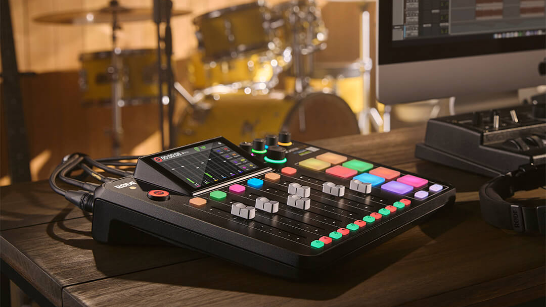 RODE RODECaster Pro II Integrated Audio Production Studio