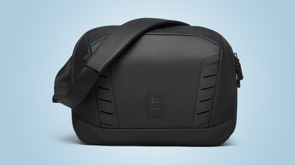Nomatic 13L Camera Messenger Bag