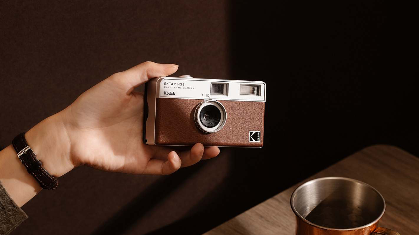 Kodak Ektar H35 Half Frame Film Camera