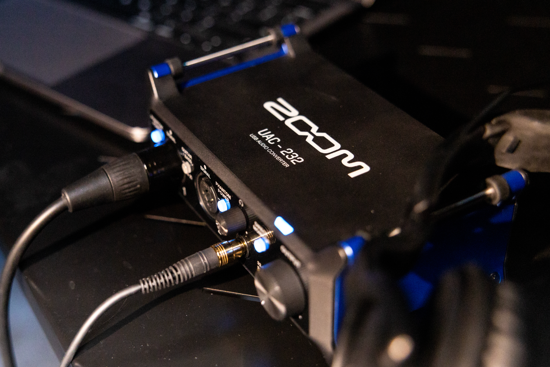 Zoom UAC-232