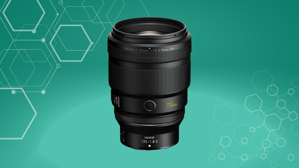NIKKOR Z 135mm f/1.8 S Plena