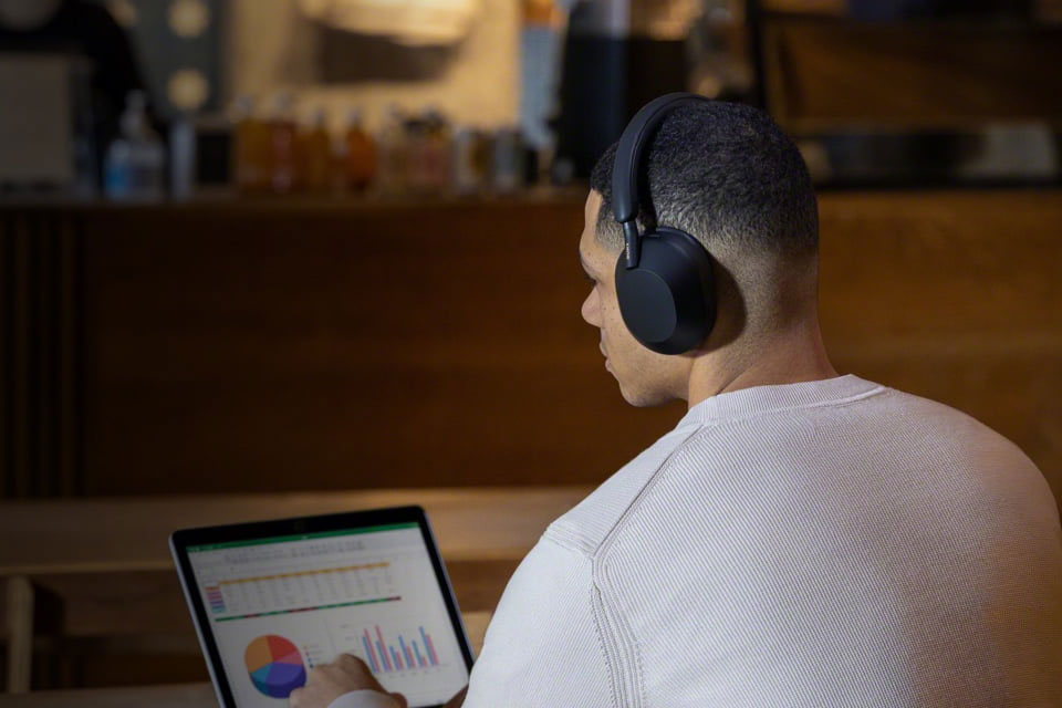 Sony WH-1000XM5 Noise-Canceling Wireless Over-Ear Headphones