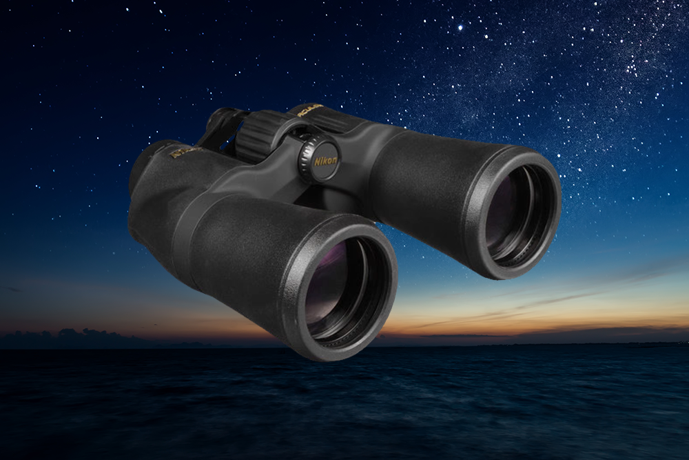The 7x50 binocular is a traditional stargazing favorite.