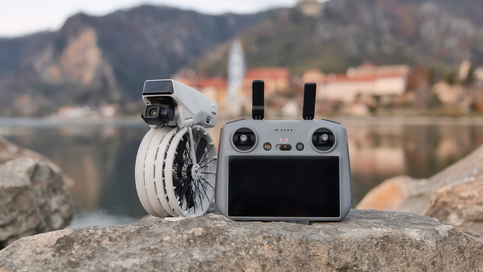 DJI FLIP Foldable + Controller