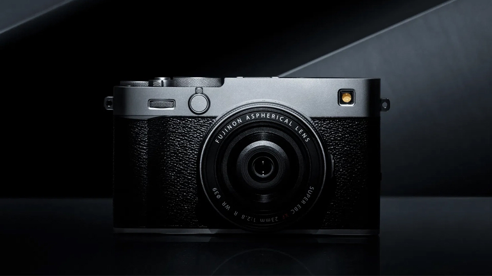 FUJIFILM X-E5 Mirrorless Camera