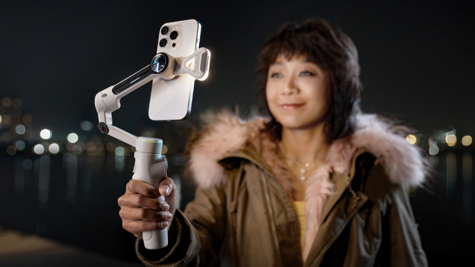 Insta360 Flow 2 Pro Smartphone Gimbal Stabilizer Spotlight