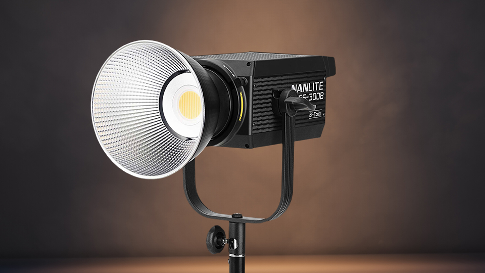 Nanlite FS 300B Bi Color LED Monolight