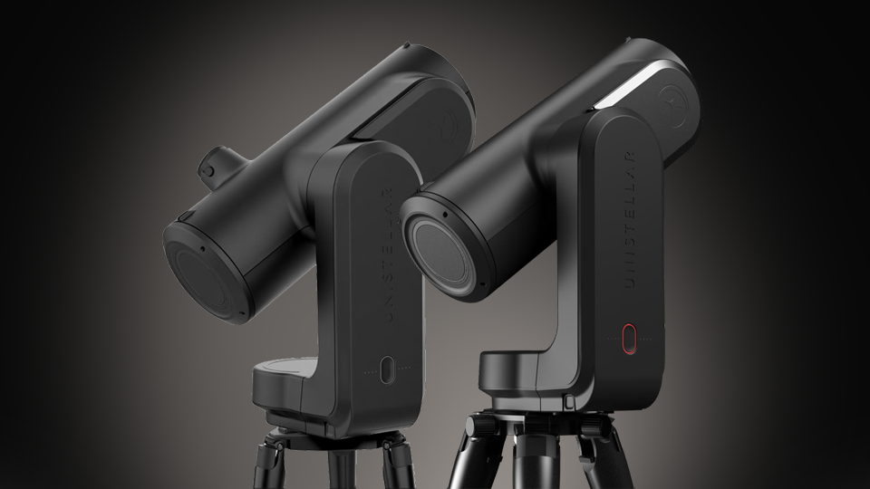 Odyssey Pro (left) and Odyssey (right)