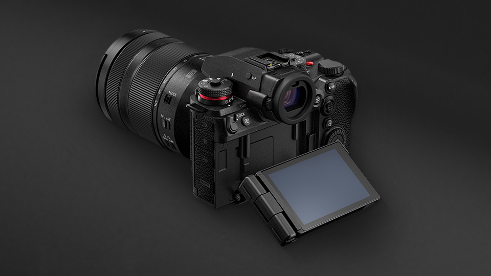 Panasonic Lumix S1 II Mirrorless Camera Handheld Shooting