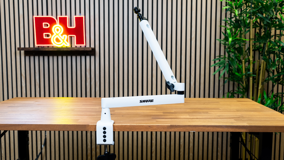 Shure by Gator Low Profile Boom Arm Articulating Desktop Microphone Stand