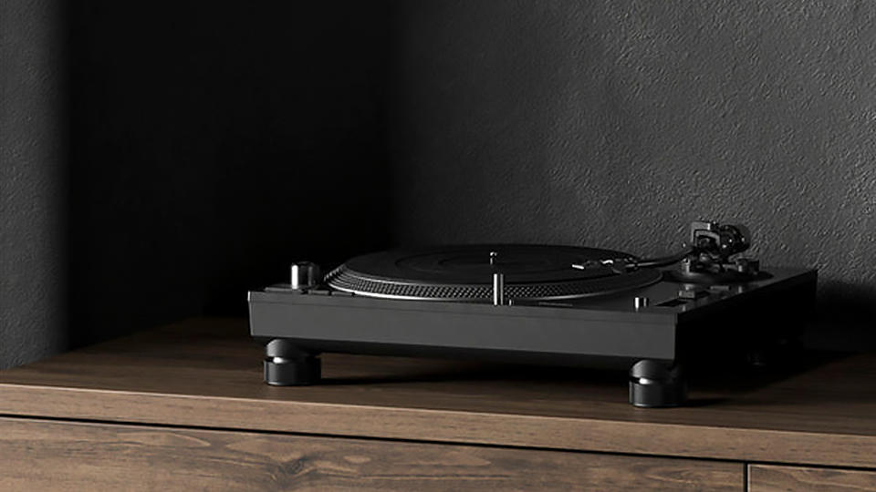 Technics SL-1210GR2 Direct Drive Turntable System II displayed