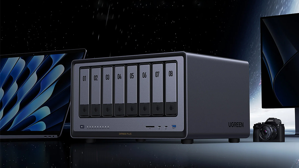 UGREEN NASync DXP8800 Plus 8 Bay NAS Enclosure