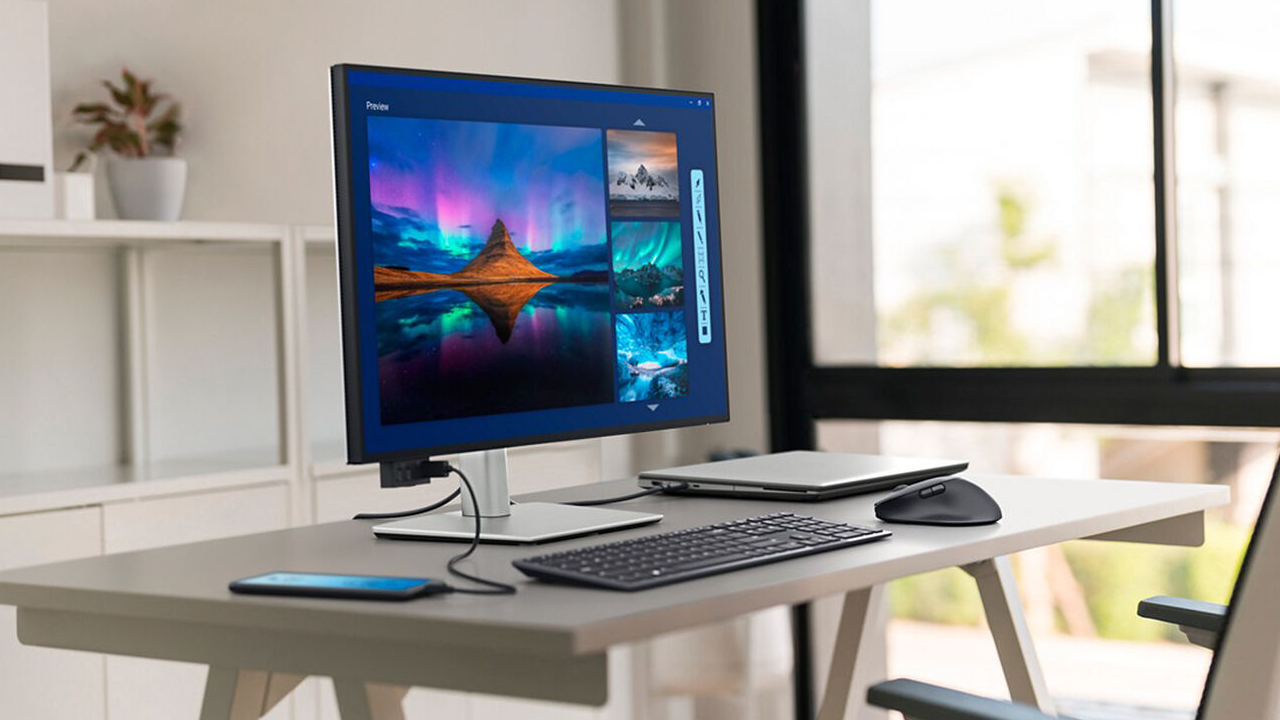 Dell UltraSharp 27" 4K HDR 120 Hz Monitor
