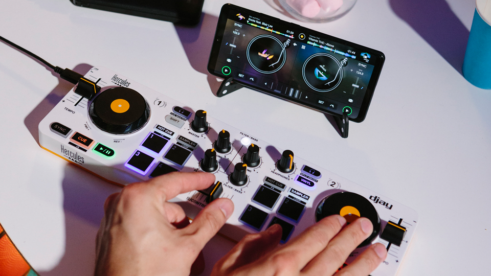 Hercules DJControl Mix DJ Software Controller with Algoriddim djay App