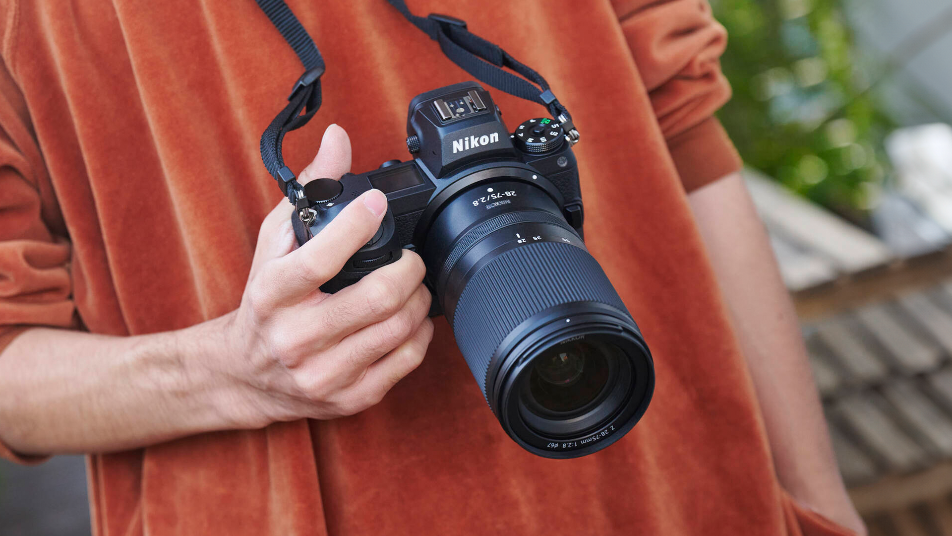 Nikon NIKKOR Z 28-75mm f/2.8 Lens