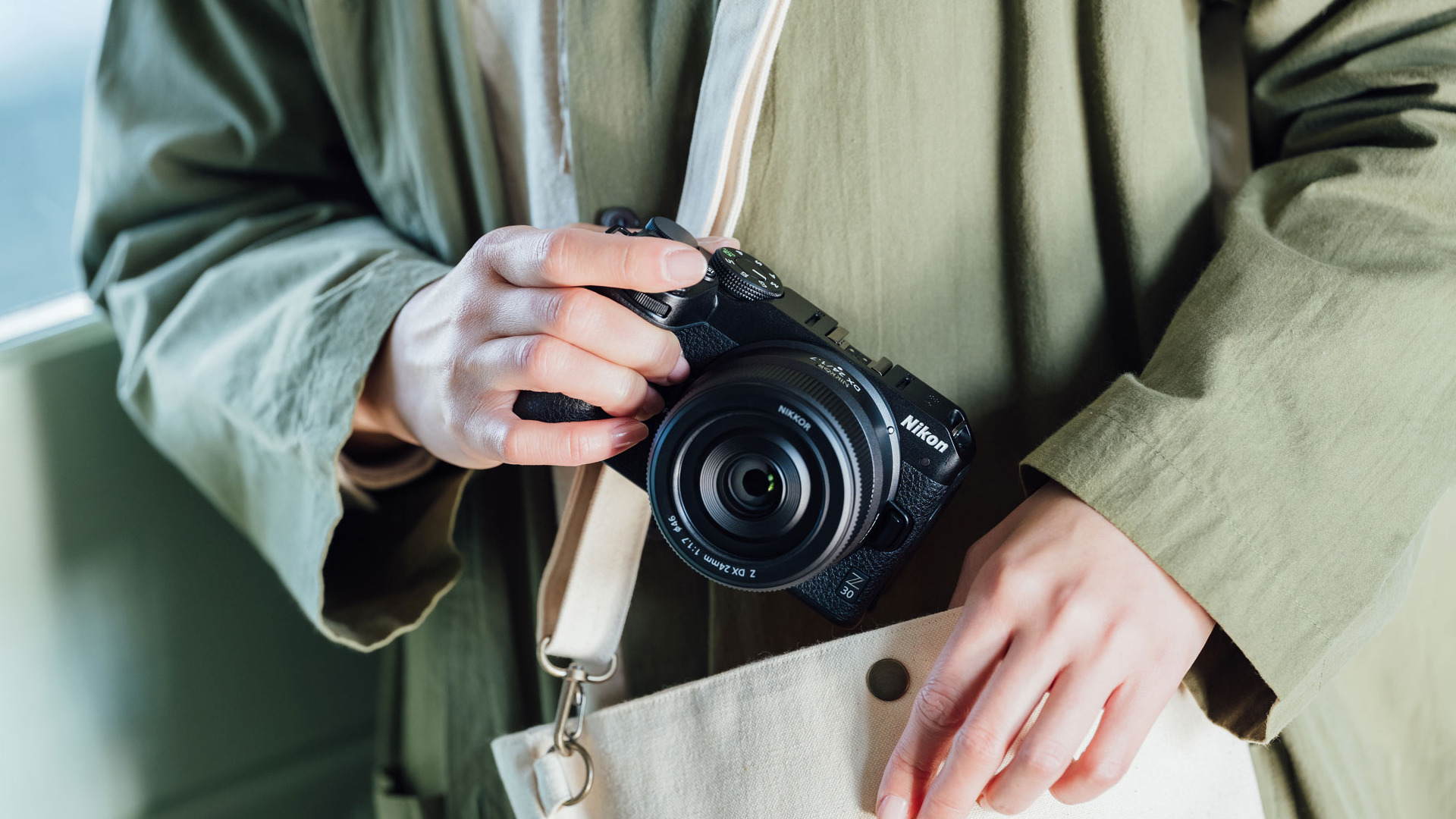 Nikon NIKKOR Z DX 24mm f/1.7 Lens