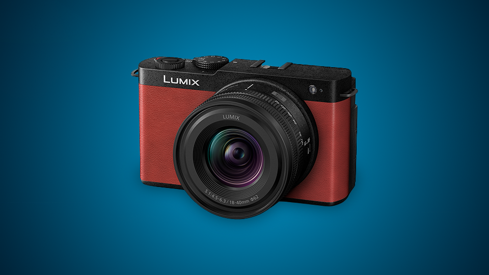 Panasonic Lumix S9 Mirrorless Camera with 18-40mm f/4.5-6.3 Lens