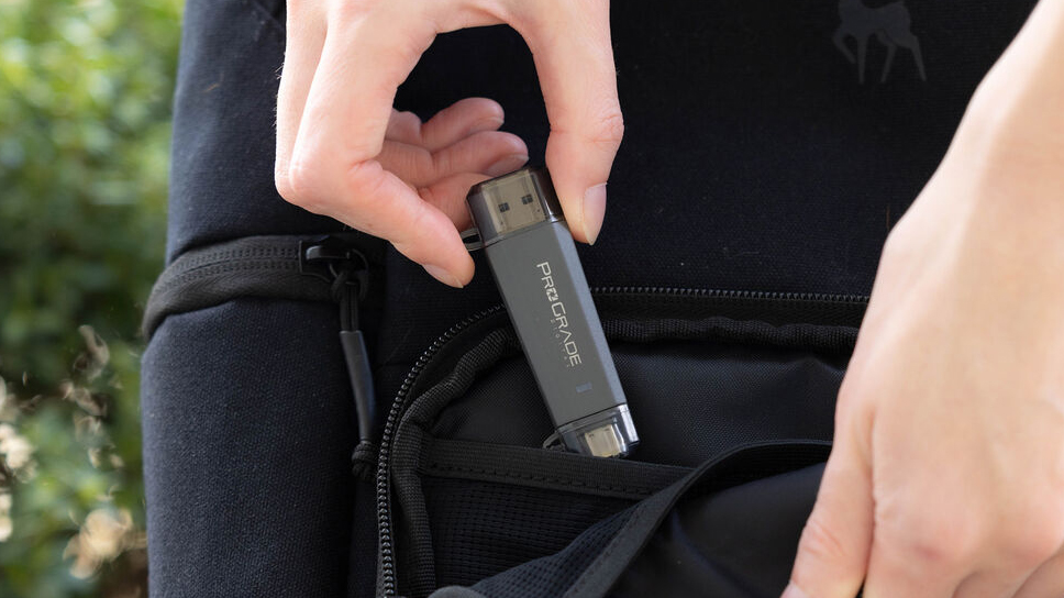 ProGrade Digital 2TB PG30 Ultra Portable SSD ProGrade Digital 2TB PG30 Ultra Portable SSD