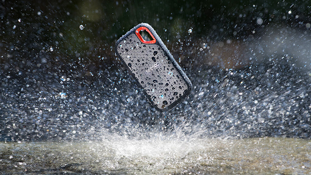 SanDisk 1TB Extreme Portable SSD V2