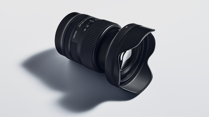 Sigma 20-60mm f/2.8-4 lens on display