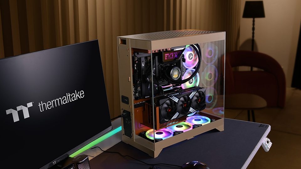 Thermaltake CTE E550 TG Mid Tower E-ATX Computer Chassis