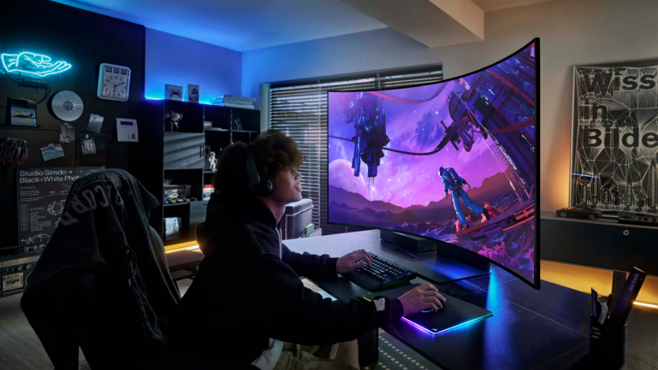 Odyssey Ark Monitor