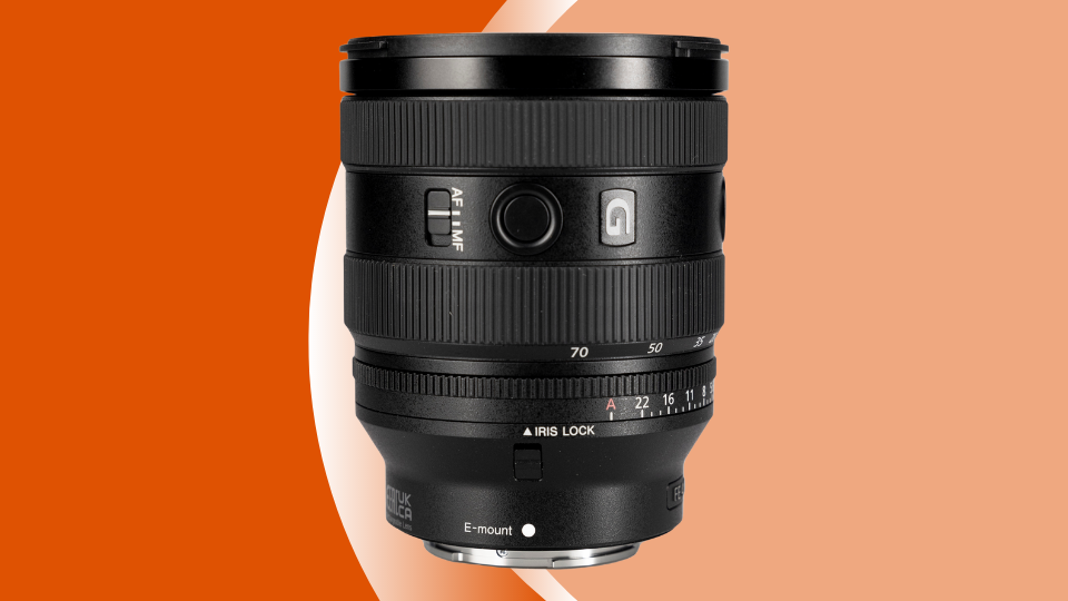 Sony FE 20-70mm f/4 G Sony FE 20-70mm f/4 G