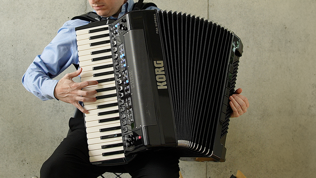 Korg FISA SUPREMA C Aero Digital Accordion (37 Keys)