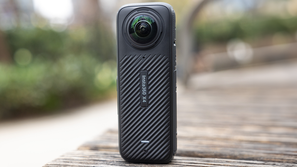 Insta360 X4