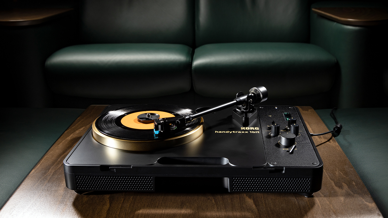 Korg handytraxx 1bit Portable Record Player with Nutube EQ and High-Definition Recording